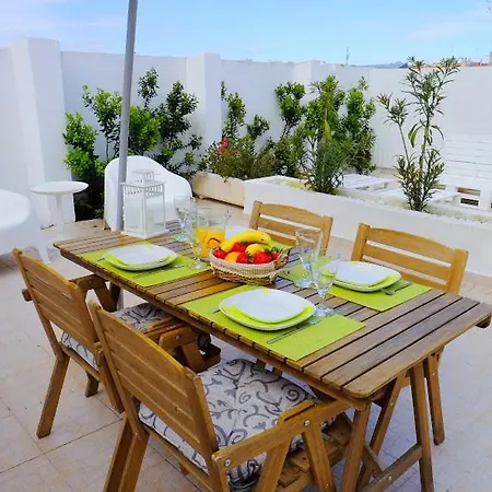 Lights アパート *